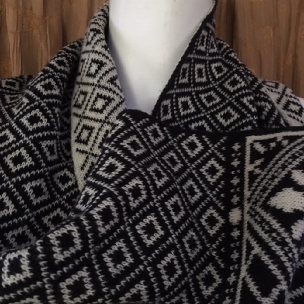 Anne Klein Reversible Winter Scarf - Picture 3 of 4